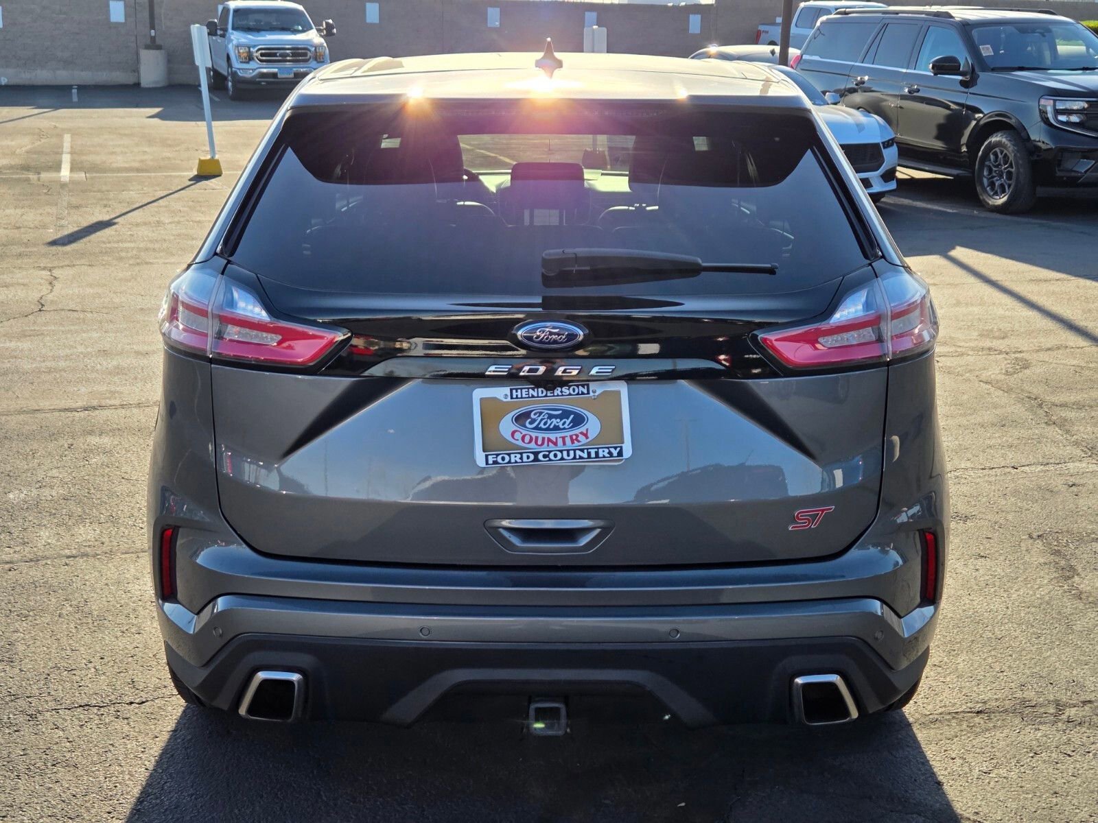 Certified 2022 Ford Edge ST image 4