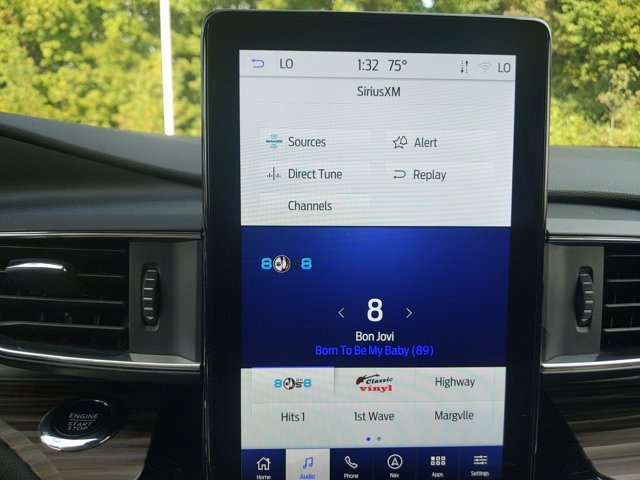 Certified 2022 Ford Explorer Limited w/ Limited Technology Package image 23