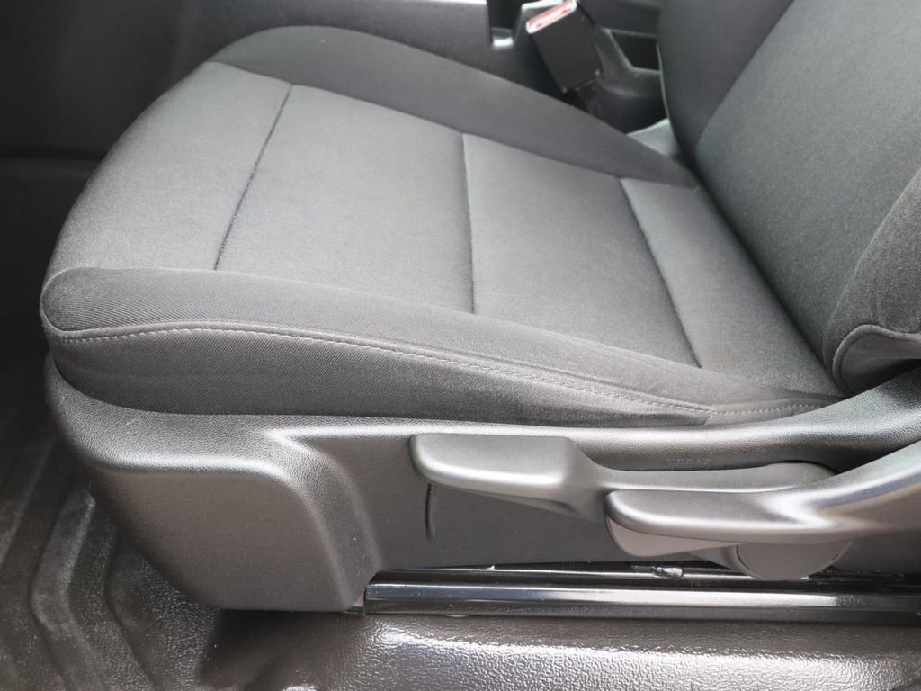 Used 2023 Chevrolet Colorado W/T image 17