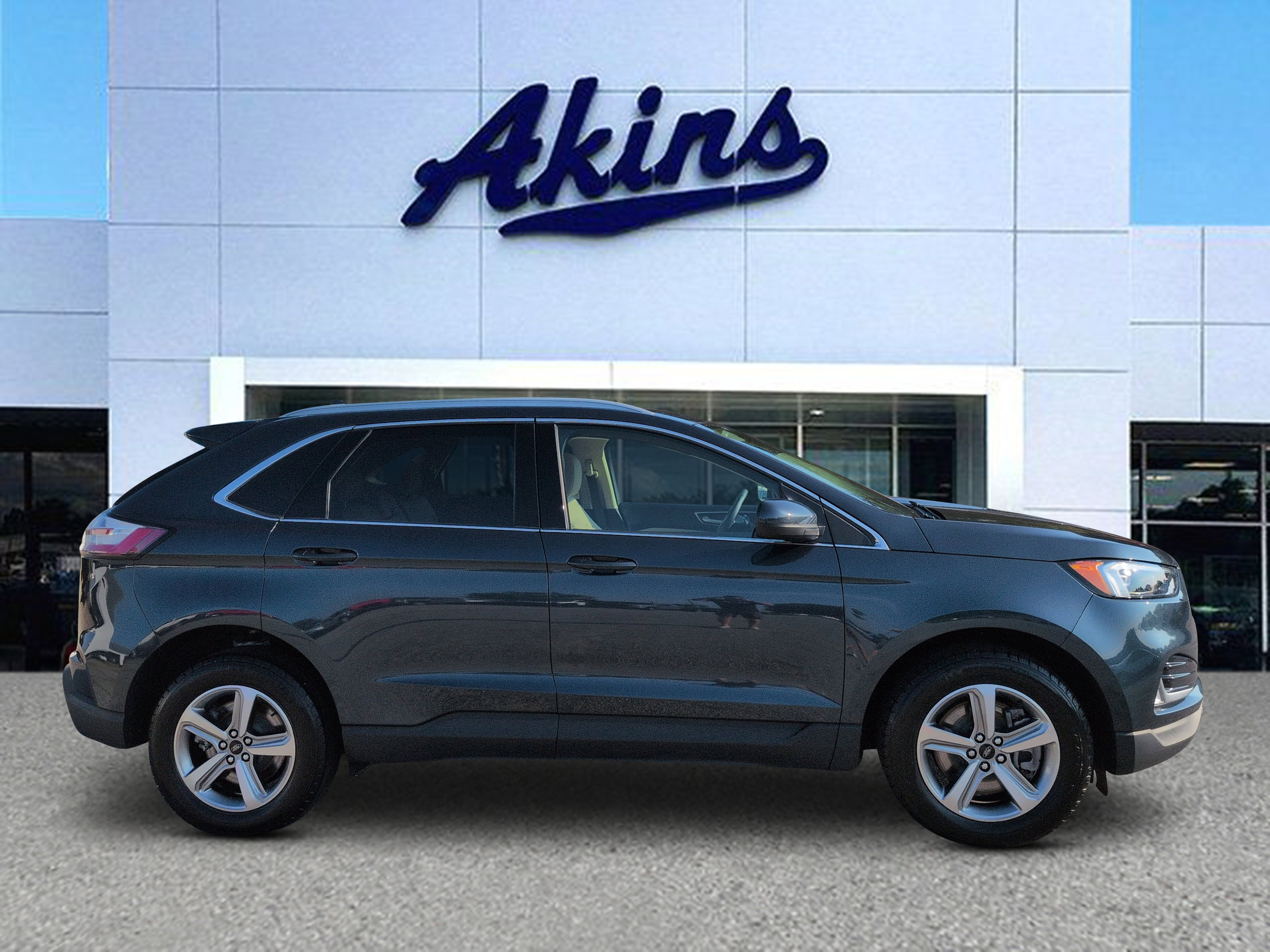 Certified 2024 Ford Edge SEL w/ Convenience Package AWD/4WD image 1