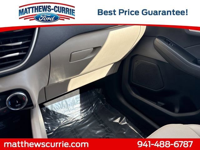 Certified 2022 Ford Escape SEL image 25