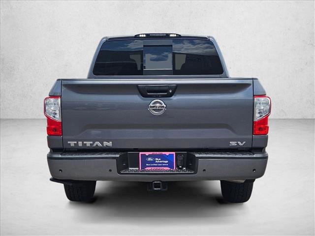 Used 2021 Nissan Titan SV w/ SV Convenience Package RWD image 7