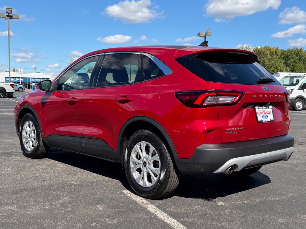 Certified 2023 Ford Escape Active AWD/4WD image 13