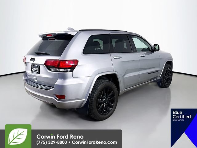 Used 2018 Jeep Grand Cherokee Altitude AWD/4WD image 9