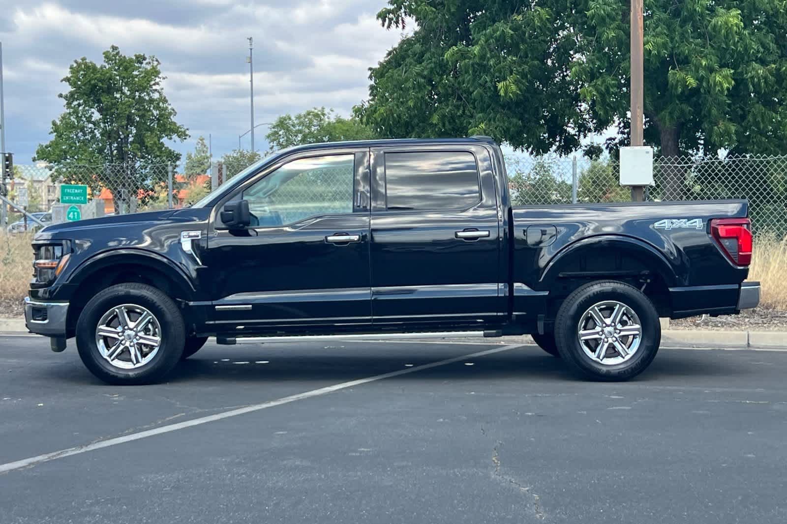 Certified 2024 Ford F150 XLT w/ Mobile Office Package AWD/4WD image 6