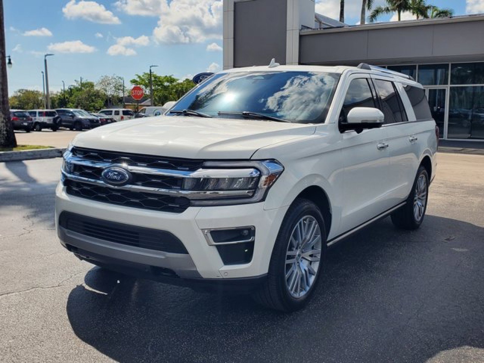 Certified 2023 Ford Expedition Max Limited AWD/4WD image 3