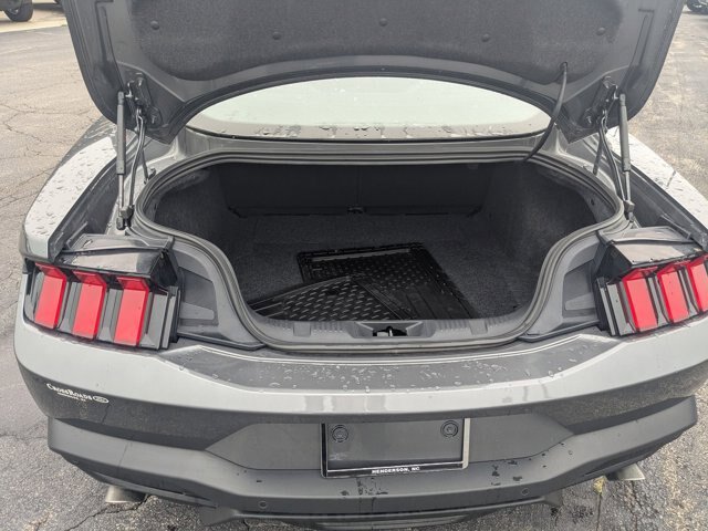 Certified 2024 Ford Mustang Coupe RWD image 27