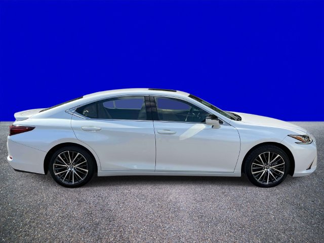 Used 2024 Lexus ES 350 w/ Premium Package FWD image 2