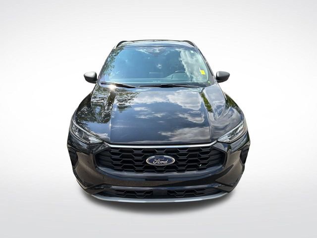Certified 2023 Ford Escape ST-Line FWD image 2