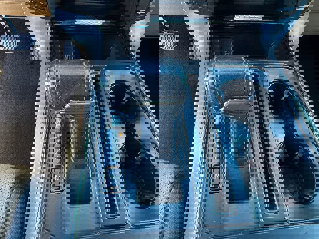 Certified 2021 Ford F150 Lariat w/ Equipment Group 502A High image 30