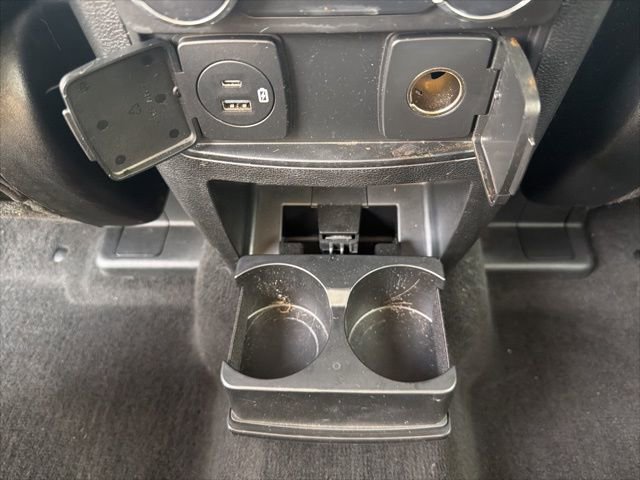 Certified 2022 Ford Explorer XLT w/ Equipment Group 202A image 23