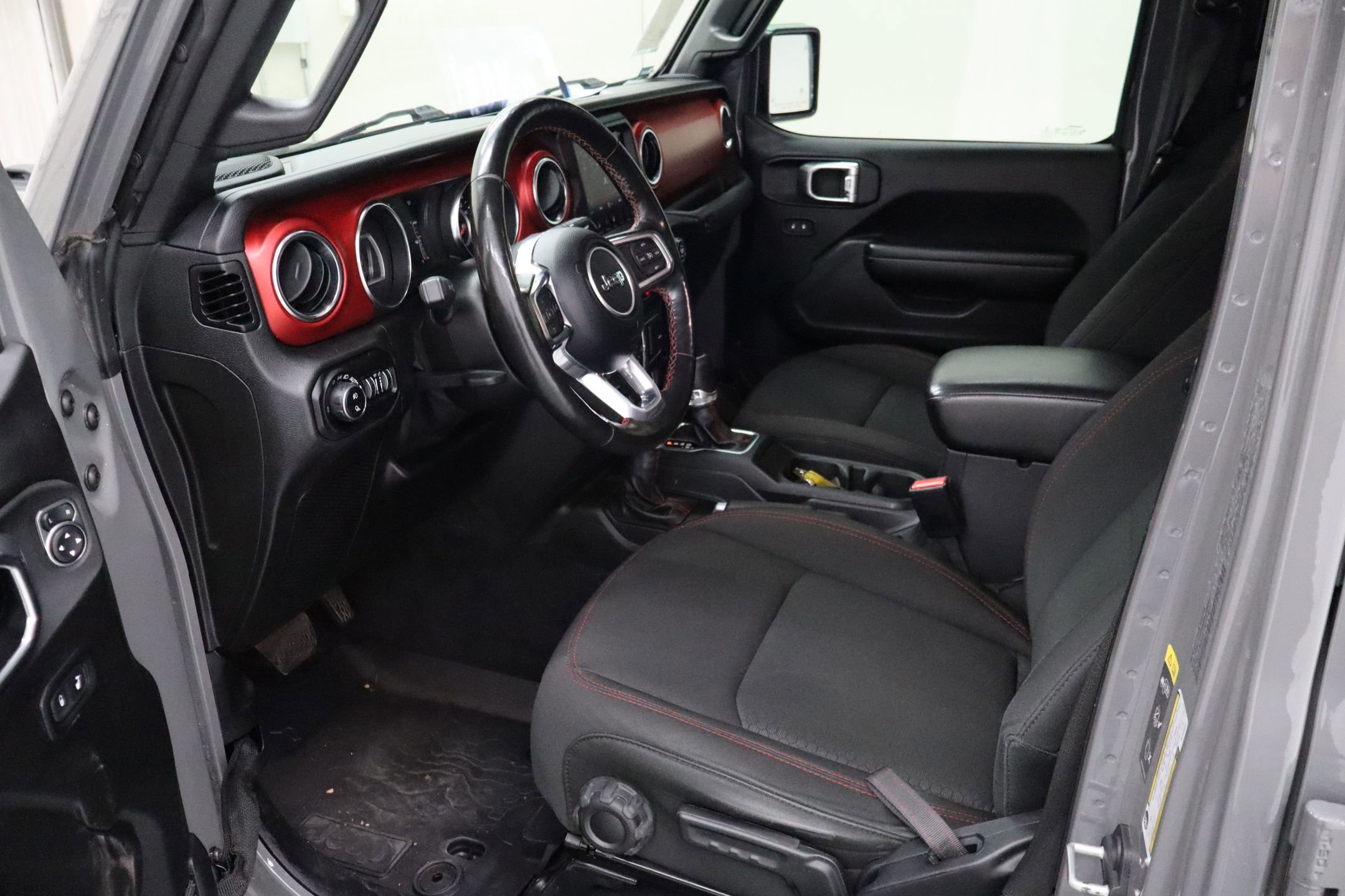 Used 2021 Jeep Gladiator Rubicon image 22