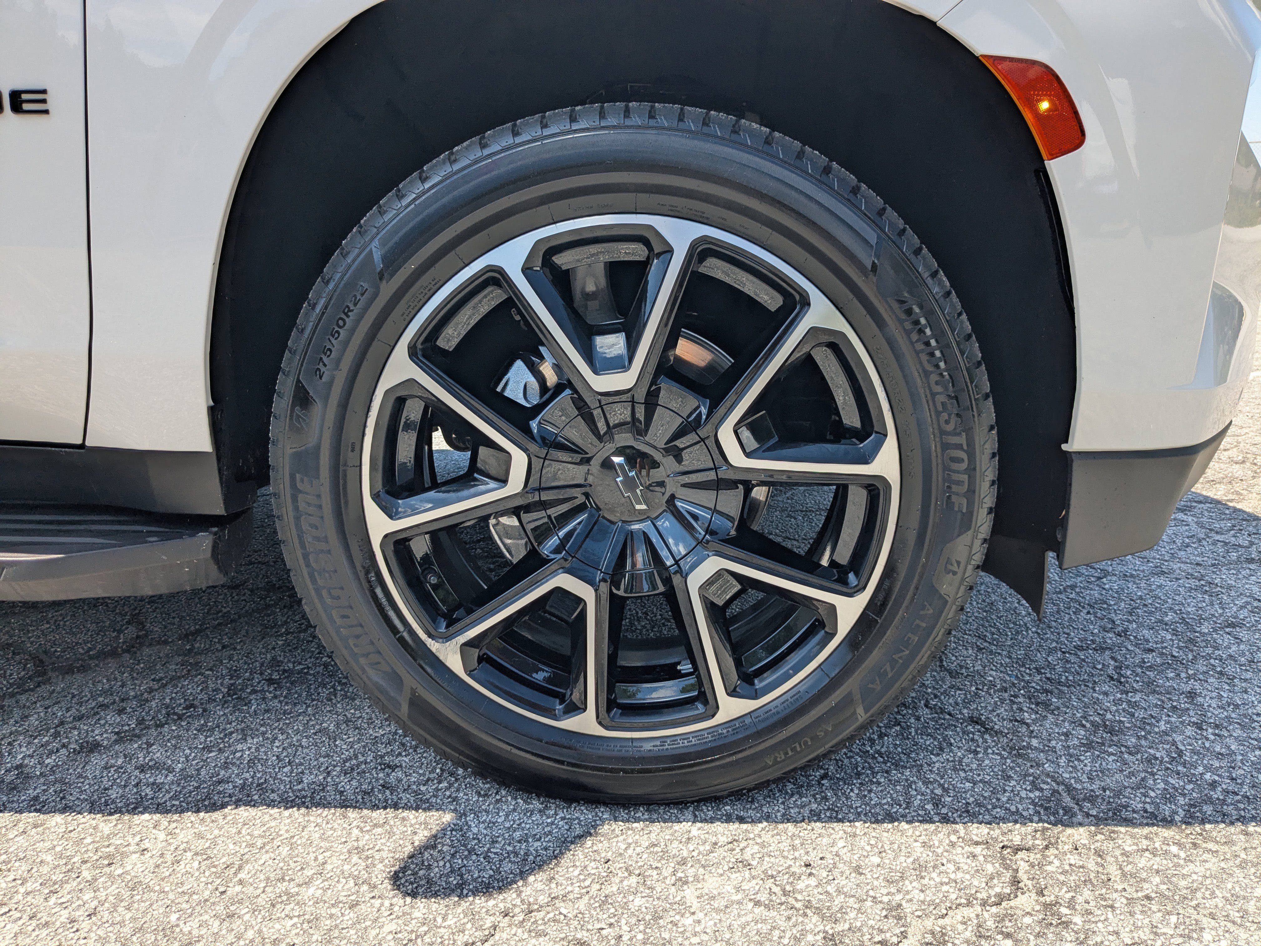 Used 2022 Chevrolet Tahoe RST w/ Luxury Package RWD image 9