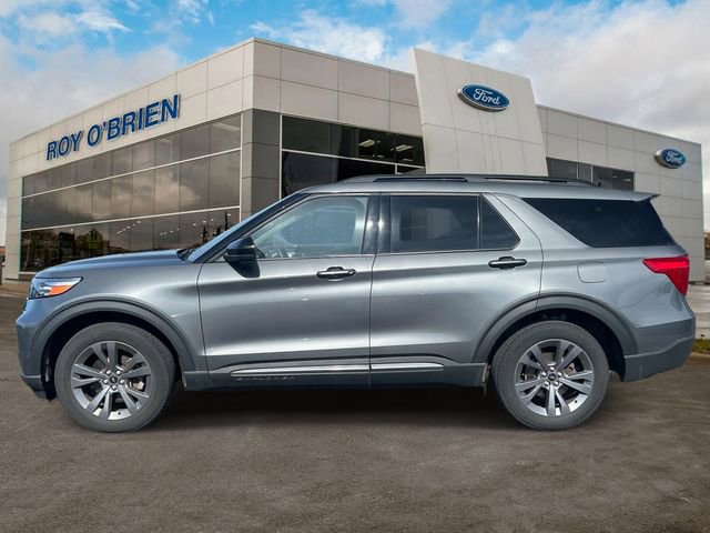 Certified 2023 Ford Explorer XLT w/ Equipment Group 202A AWD/4WD image 2