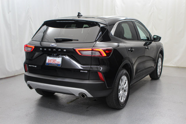 Certified 2023 Ford Escape Active AWD/4WD image 8