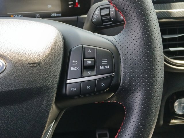 Certified 2023 Ford Escape ST-Line Select w/ Tech Pack #1 AWD/4WD image 10