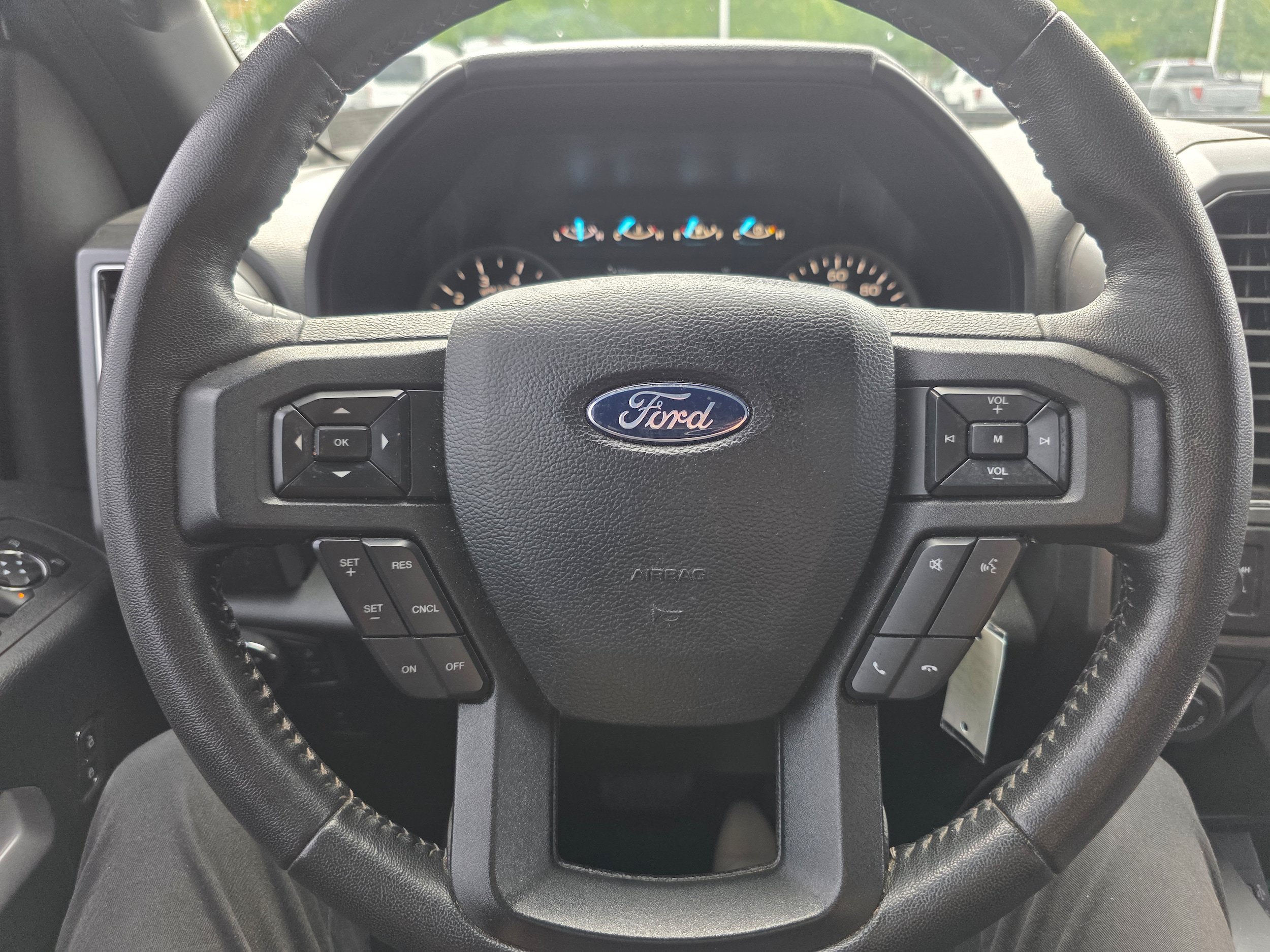 Certified 2020 Ford F150 XLT w/ Equipment Group 302A Luxury AWD/4WD image 11