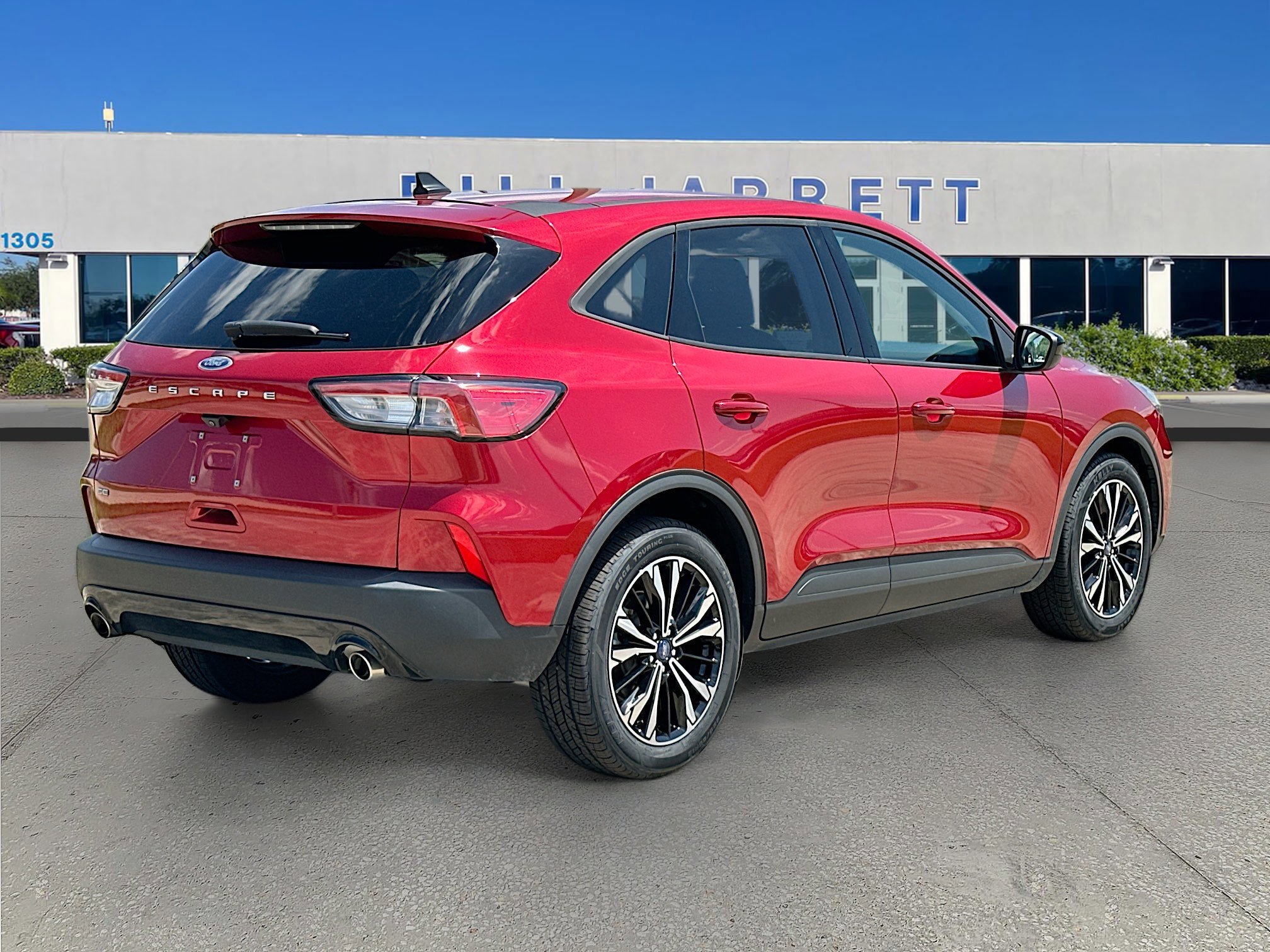 Certified 2021 Ford Escape SE w/ SE Sport Appearance Package image 5