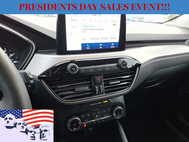 Certified 2022 Ford Escape SE w/ SE Sport Appearance Package image 23