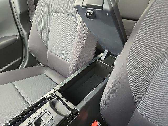 Used 2024 Toyota Prius LE image 25