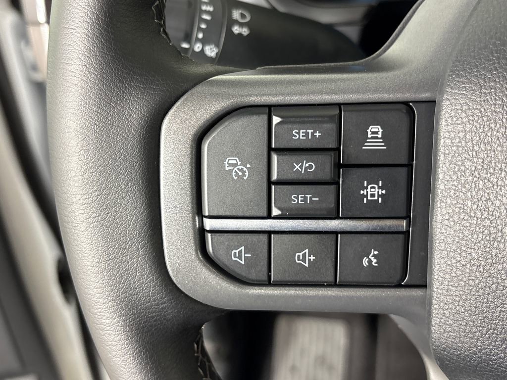 Certified 2025 Ford F150 Lariat w/ Equipment Group 501A Mid image 17