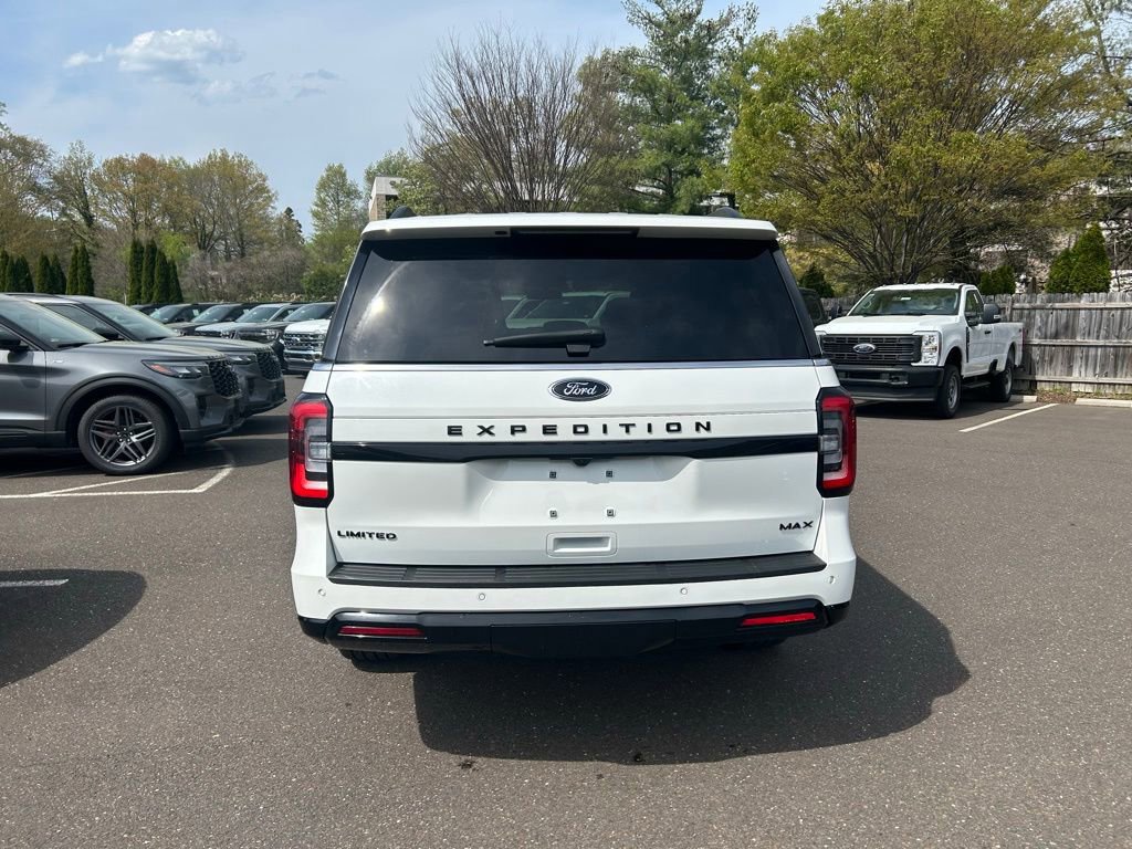 Certified 2022 Ford Expedition Max Limited AWD/4WD image 4