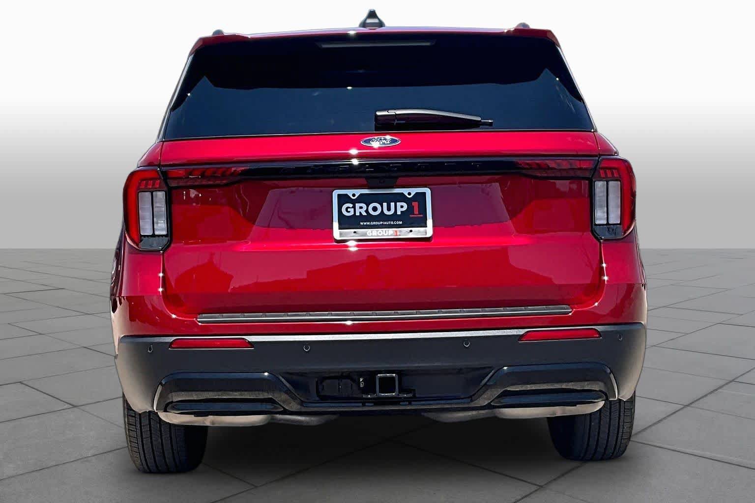 Certified 2026 Ford Explorer ST-Line w/ Premium Package RWD image 5
