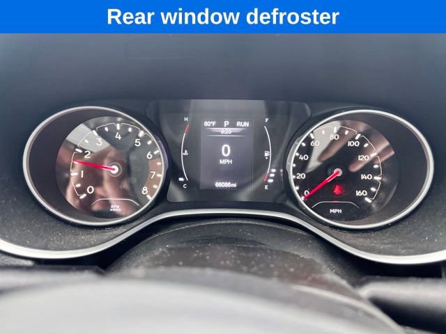 Used 2018 Jeep Compass Latitude w/ Cold Weather Group image 10