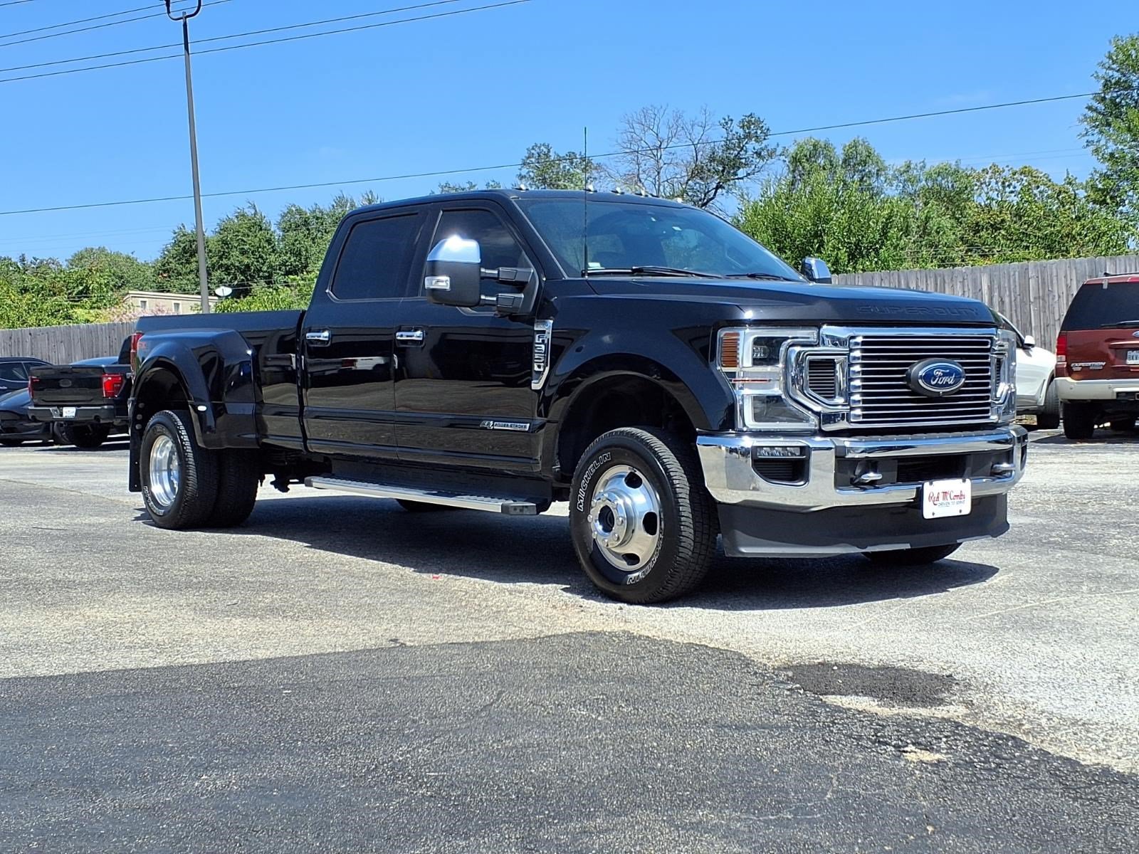 Certified 2022 Ford F350 Lariat w/ Lariat Ultimate Package AWD/4WD image 4