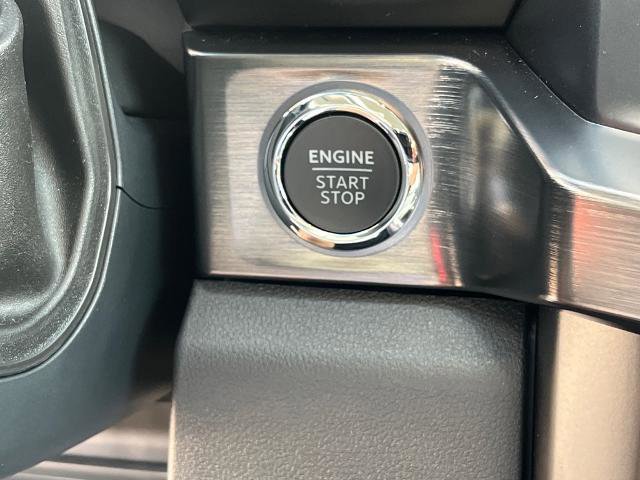 Certified 2024 Ford F250 Lariat w/ Chrome Package image 12