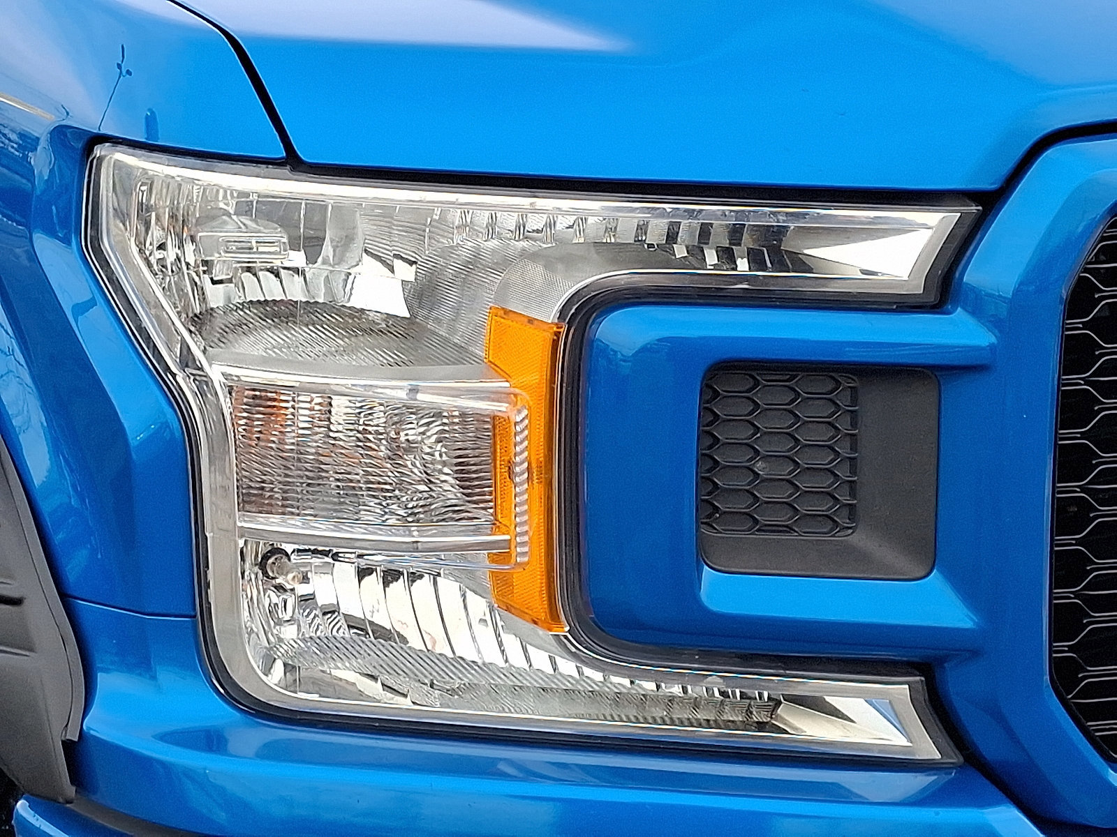 Certified 2019 Ford F150 XL w/ Equipment Group 101A Mid image 9