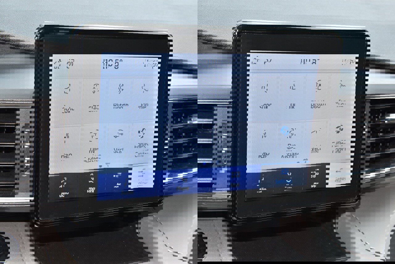 Certified 2023 Ford Explorer XLT w/ Equipment Group 202A image 29