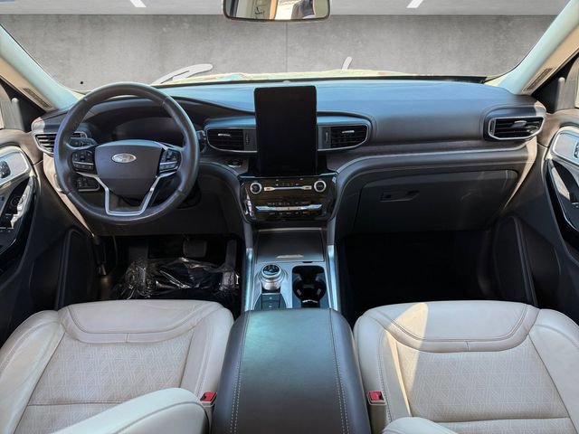 Certified 2021 Ford Explorer Platinum w/ Equipment Group 601A image 20