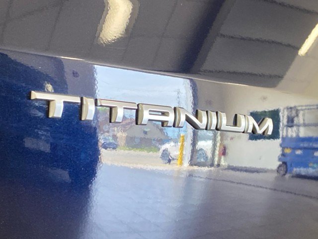 Certified 2021 Ford Escape Titanium w/ Titanium Elite Package AWD/4WD image 7