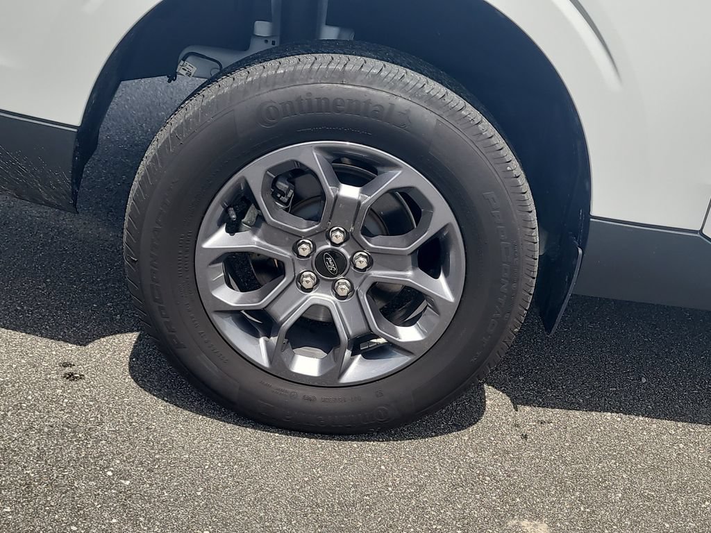 Certified 2025 Ford Maverick XLT FWD image 5