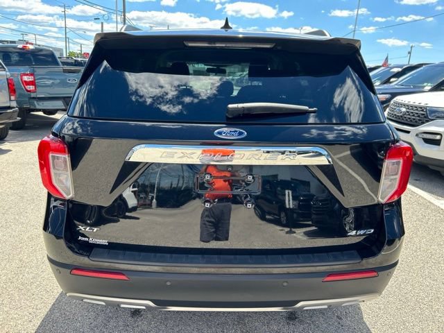 Certified 2022 Ford Explorer XLT w/ Equipment Group 202A AWD/4WD image 10