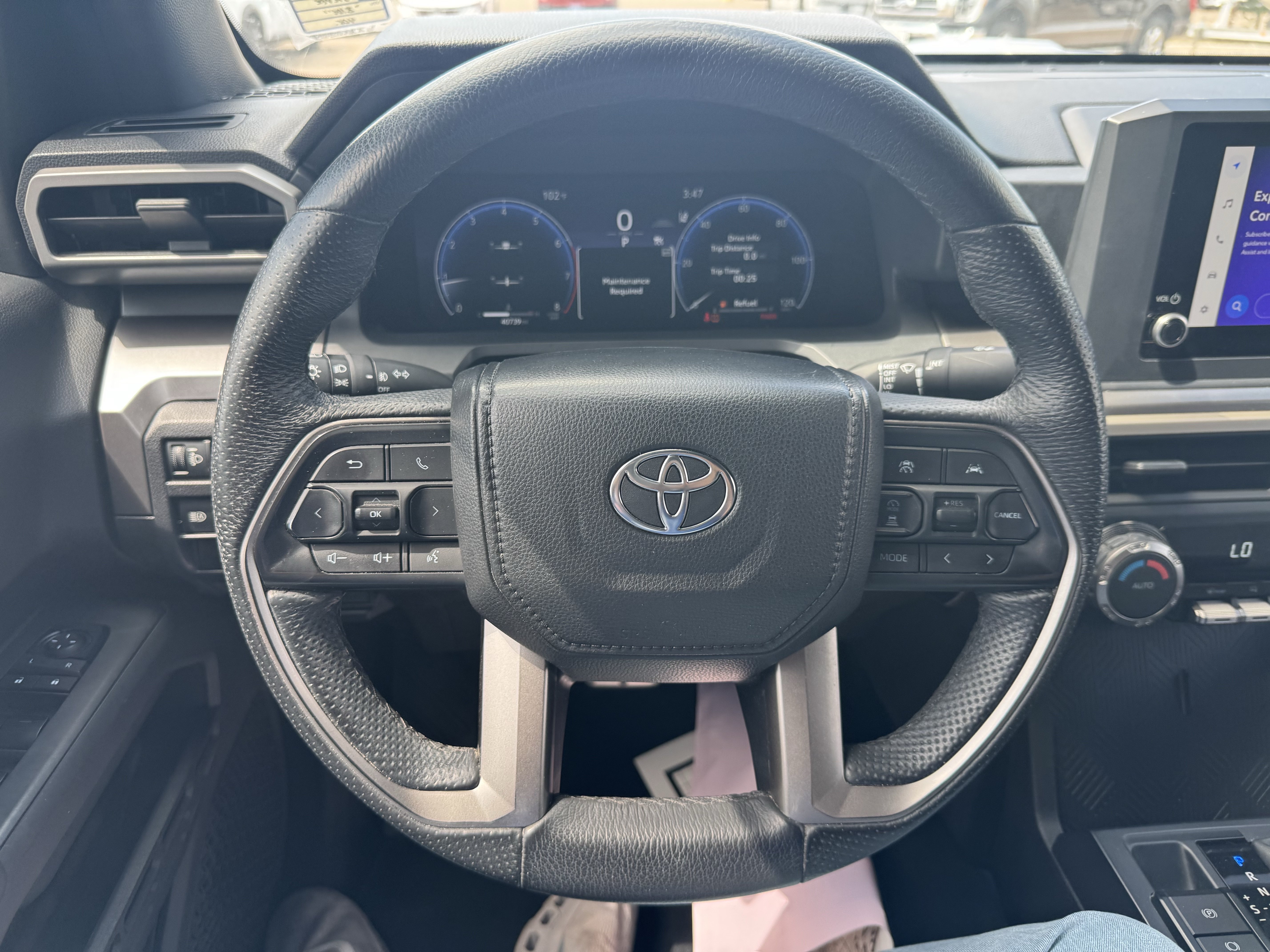 Used 2024 Toyota Tacoma TRD Sport RWD image 8