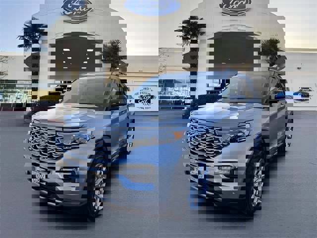 Certified 2022 Ford Explorer Platinum w/ Equipment Group 601A