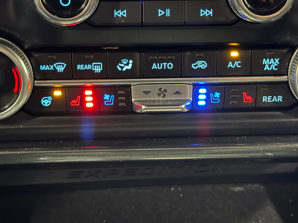 Certified 2023 Ford Expedition Limited image 25