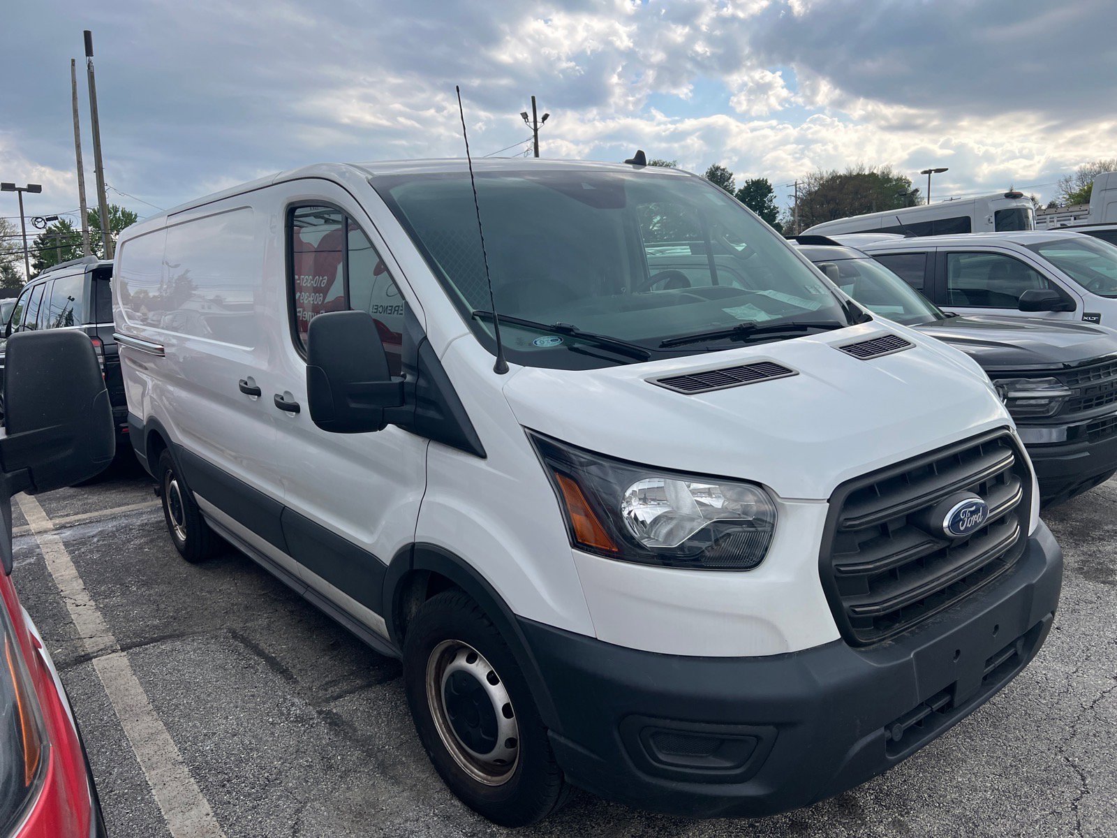 Certified 2020 Ford Transit 150 Low Roof RWD image 3