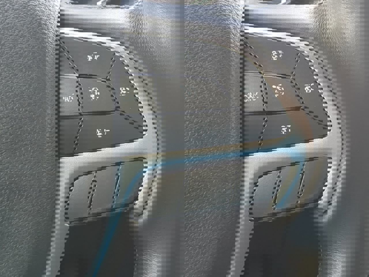 Used 2021 Jeep Grand Cherokee Laredo X image 24