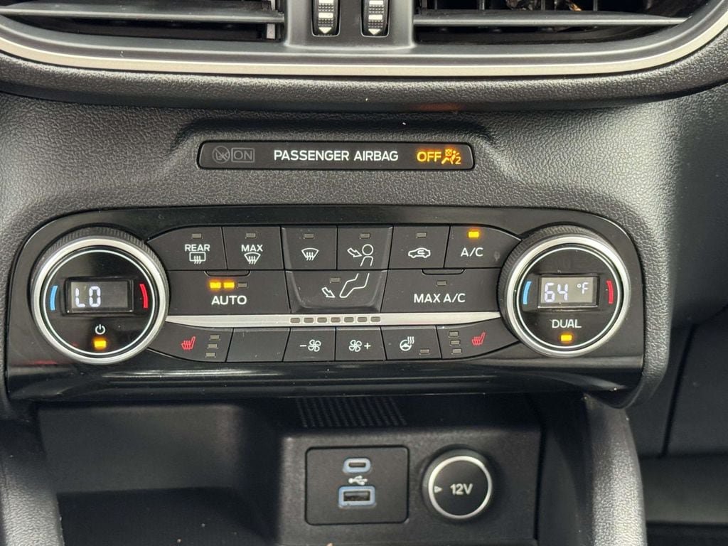 Certified 2021 Ford Escape SE w/ SE Sport Appearance Package FWD image 5