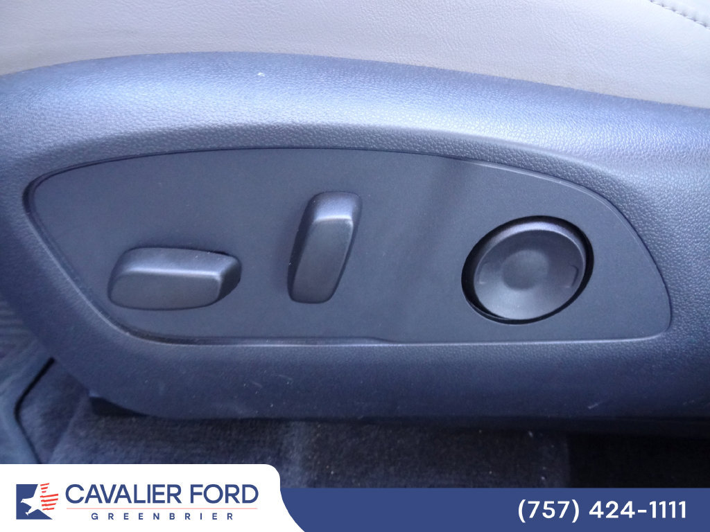 Used 2026 GMC Acadia Elevation w/ Super Cruise Package FWD image 8