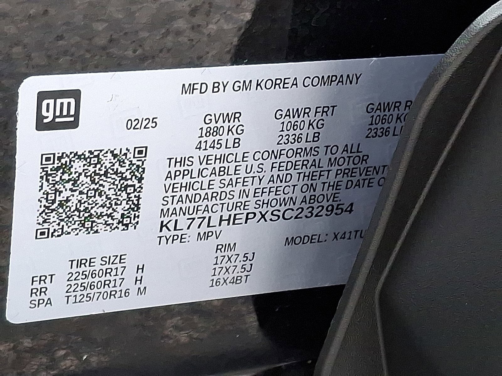 Used 2025 Chevrolet Trax LT w/ LT Convenience Package image 26