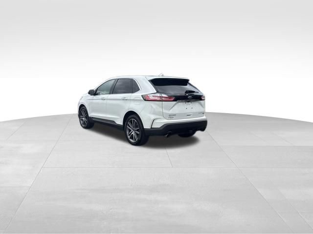 Certified 2020 Ford Edge Titanium image 3