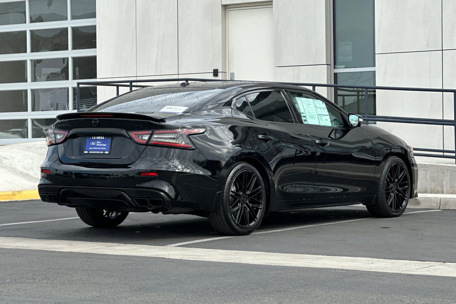 Used 2019 Nissan Maxima SR w/ Premium Package FWD image 3