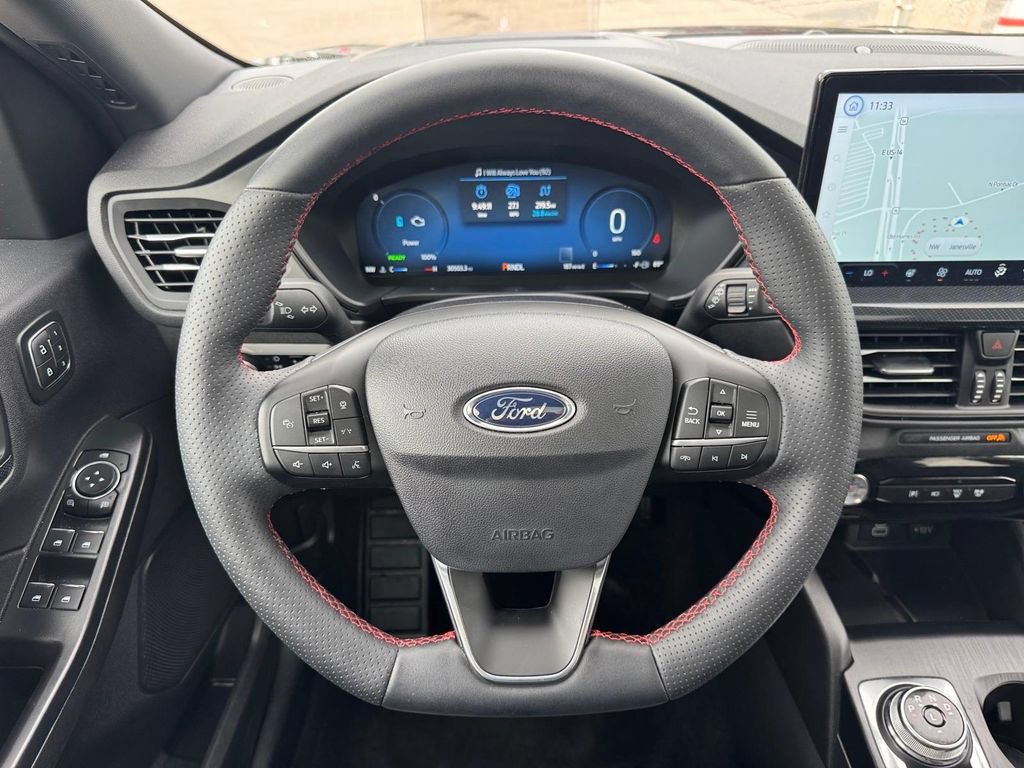 Certified 2025 Ford Escape ST-Line Elite w/ Premium Technology Package AWD/4WD image 13