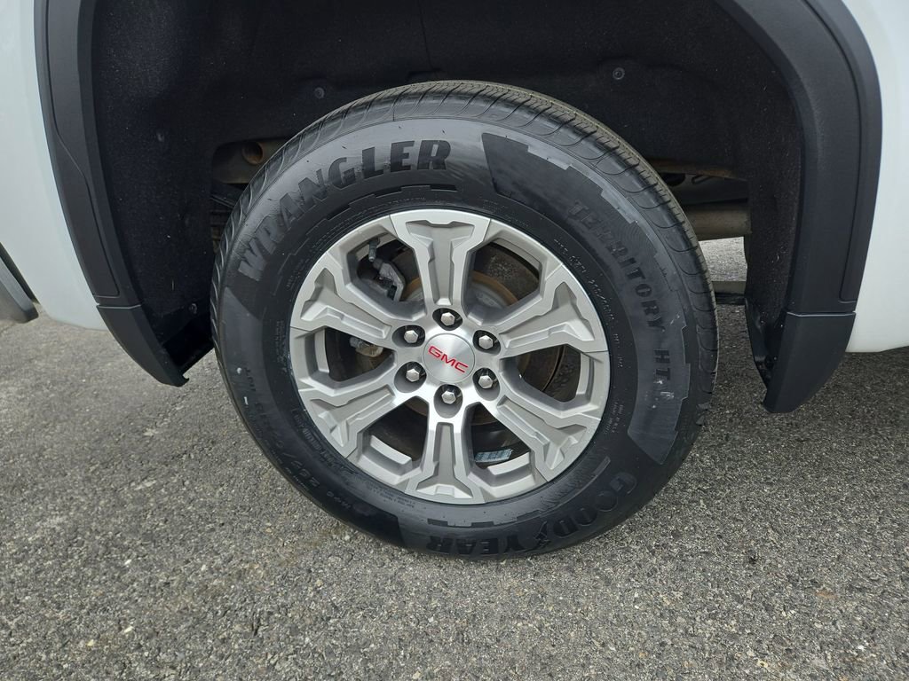 Used 2022 GMC Sierra 1500 SLE AWD/4WD image 2