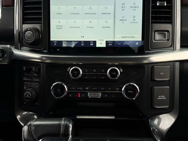 Certified 2022 Ford F150 Lariat w/ Equipment Group 502A High image 31