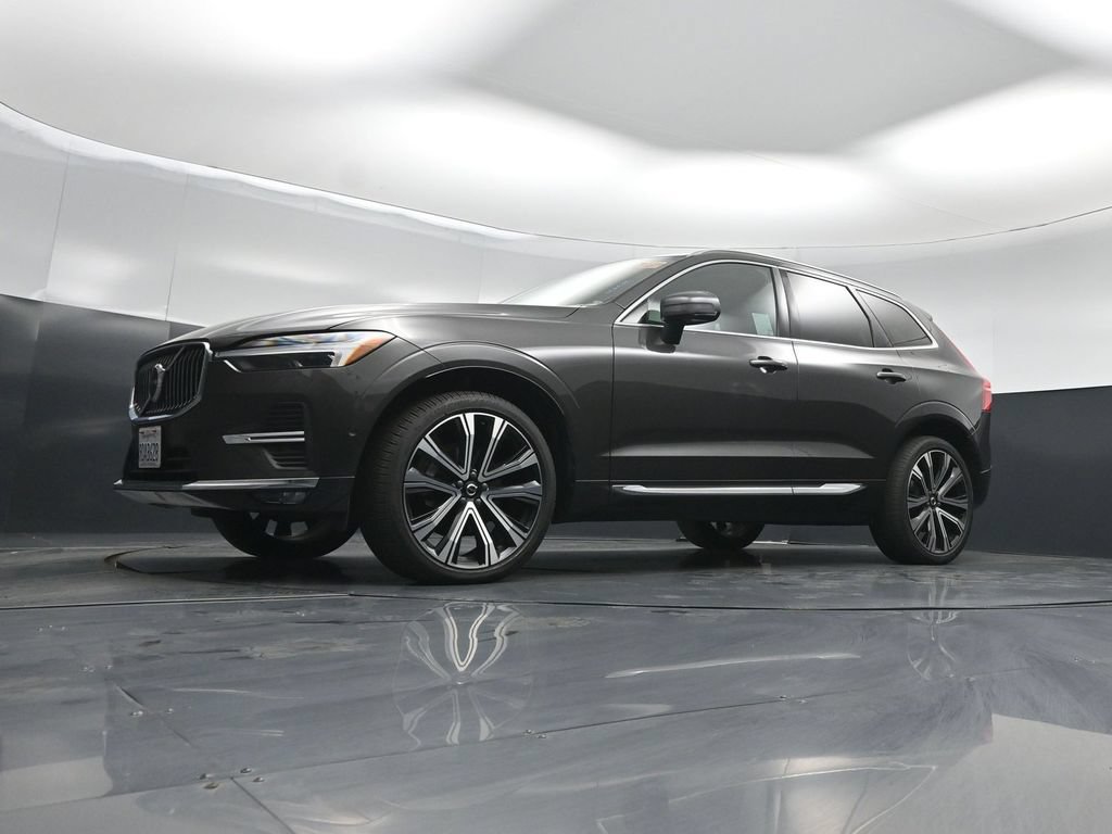 Used 2023 Volvo XC60 B5 Ultimate w/ Climate Package AWD/4WD image 41